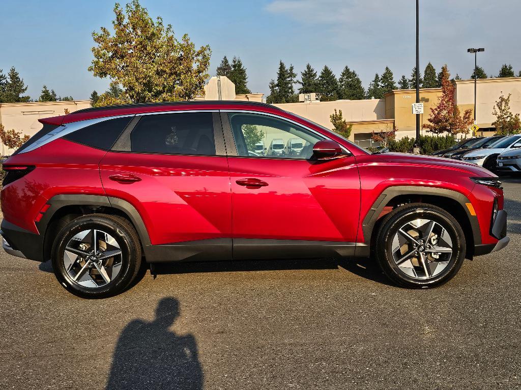 new 2025 Hyundai TUCSON Hybrid car, priced at $34,878