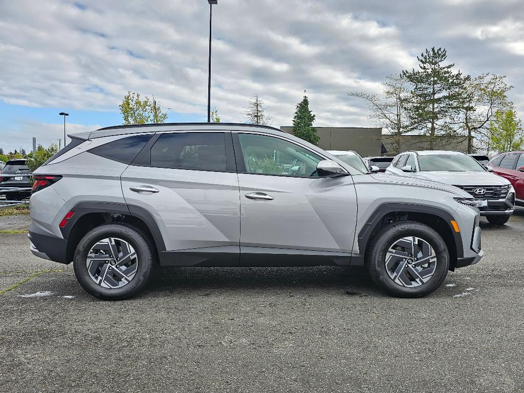 new 2025 Hyundai TUCSON Hybrid car, priced at $33,533