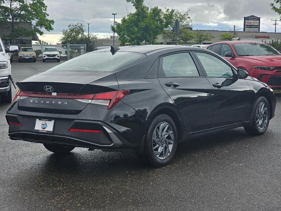 new 2024 Hyundai Elantra car, priced at $21,805