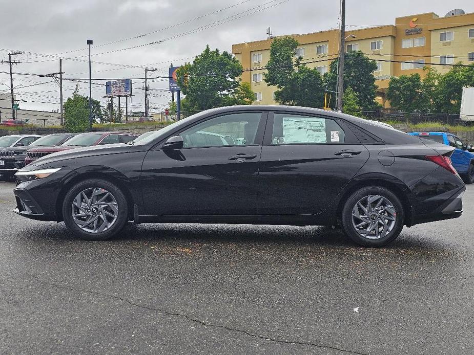 new 2024 Hyundai Elantra car, priced at $21,805