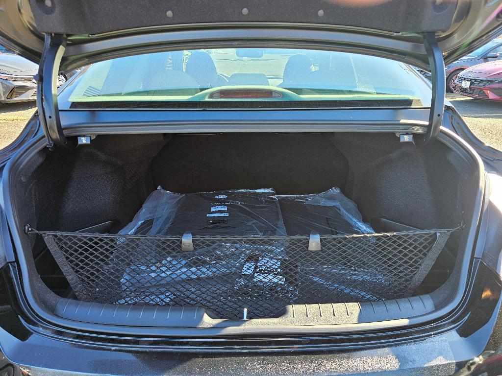 new 2025 Hyundai ELANTRA HEV car, priced at $23,058