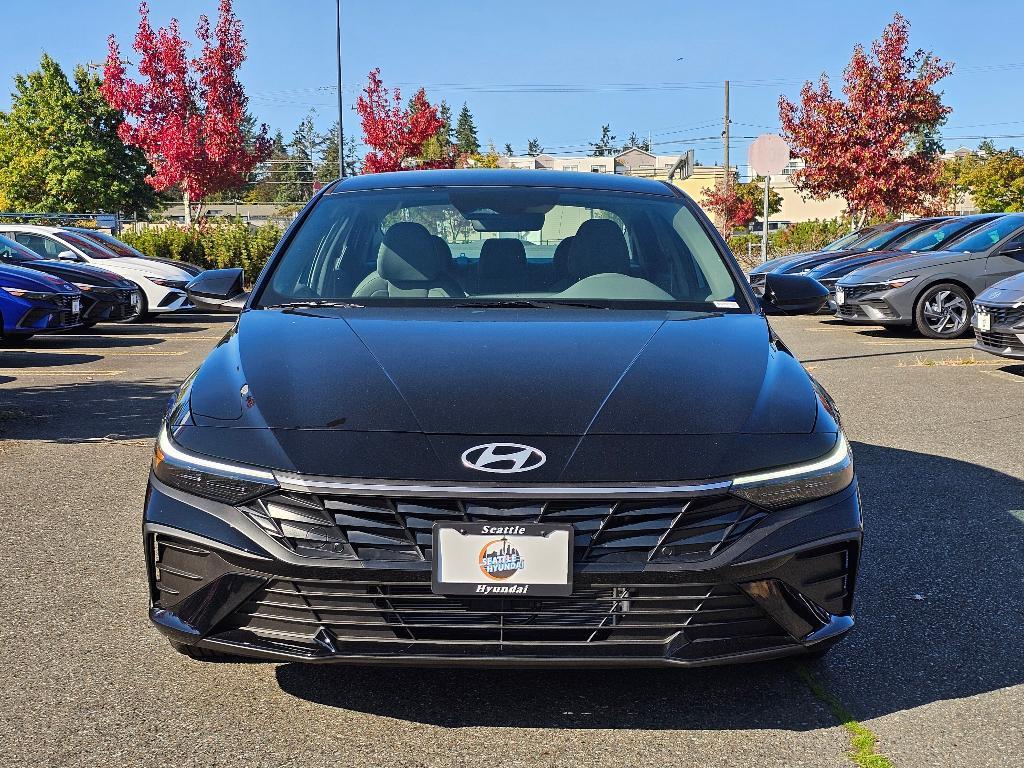 new 2025 Hyundai ELANTRA HEV car, priced at $23,058