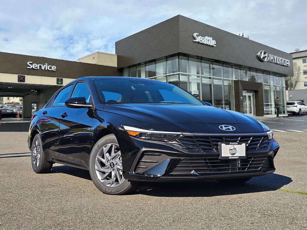 new 2025 Hyundai ELANTRA HEV car, priced at $23,058