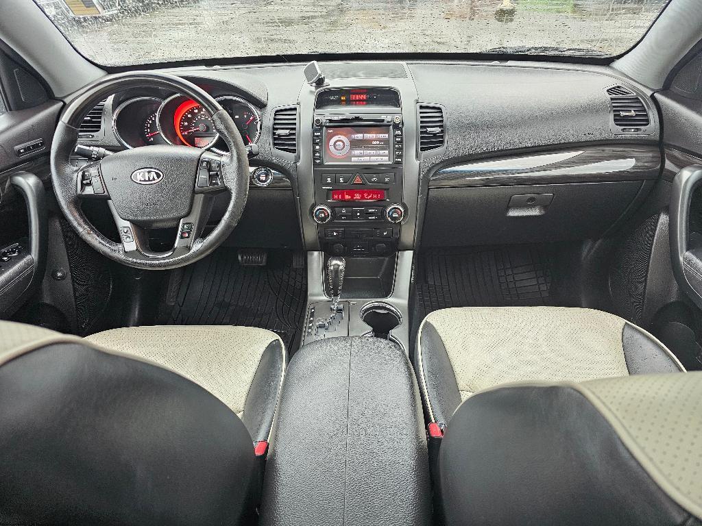 used 2013 Kia Sorento car, priced at $5,581