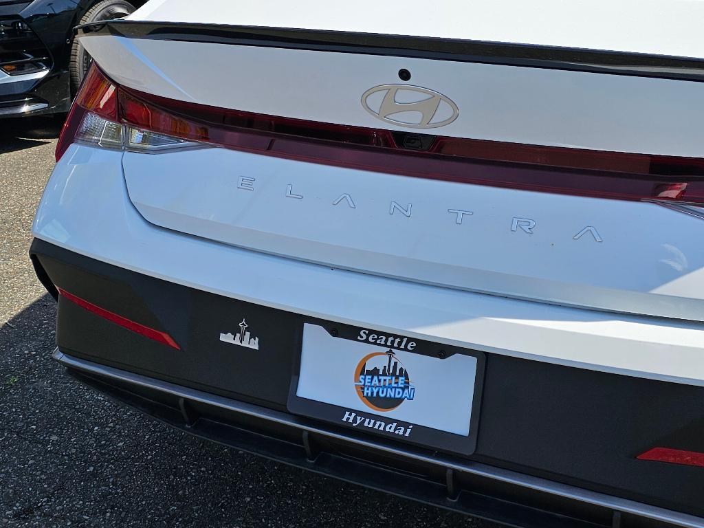 new 2025 Hyundai Elantra car, priced at $23,273