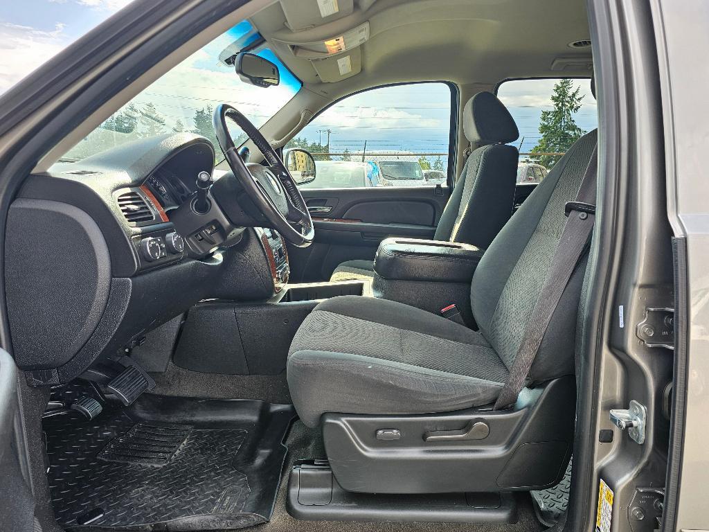 used 2007 Chevrolet Tahoe car, priced at $8,888