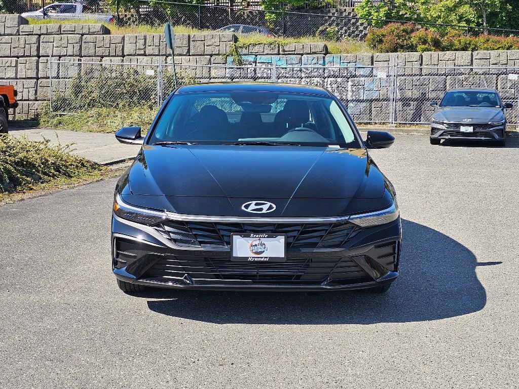 new 2025 Hyundai Elantra car, priced at $22,296