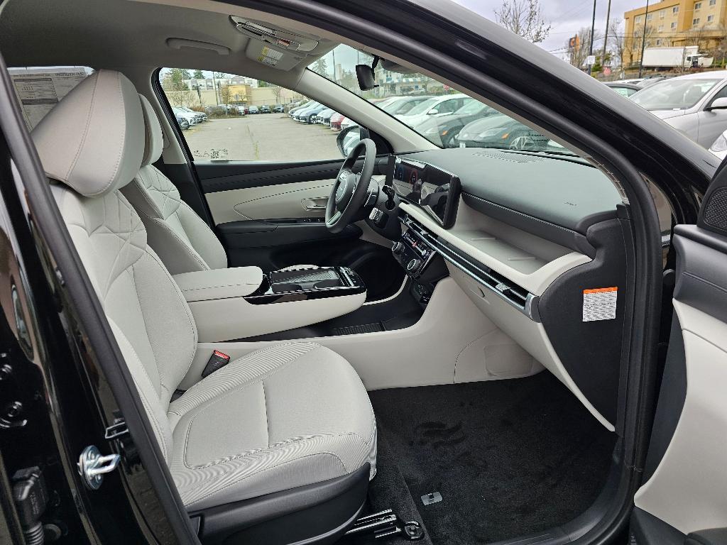 new 2025 Hyundai TUCSON Hybrid car, priced at $33,471