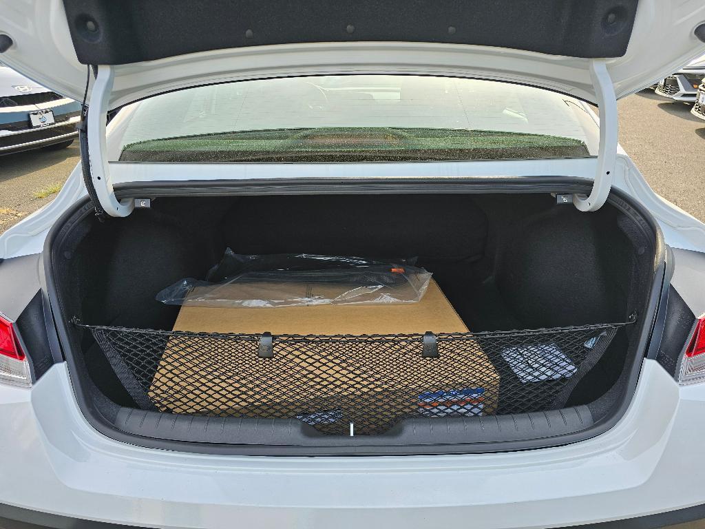 new 2025 Hyundai Elantra car, priced at $23,694
