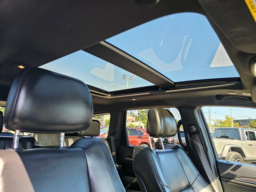 used 2018 Jeep Grand Cherokee car, priced at $13,978