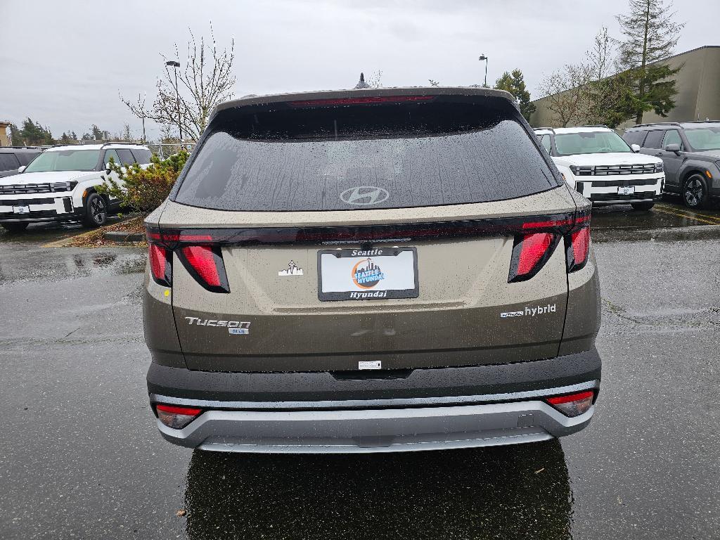new 2025 Hyundai TUCSON Hybrid car, priced at $33,620