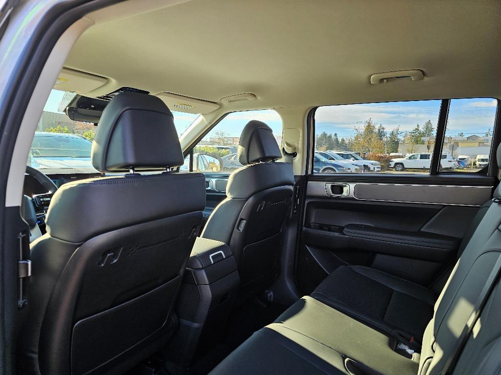 new 2025 Hyundai SANTA FE HEV car, priced at $37,233
