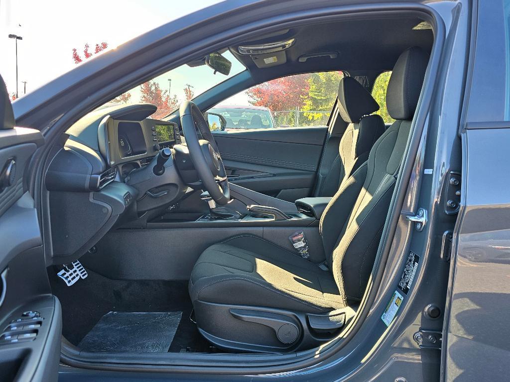 new 2025 Hyundai Elantra car, priced at $23,358