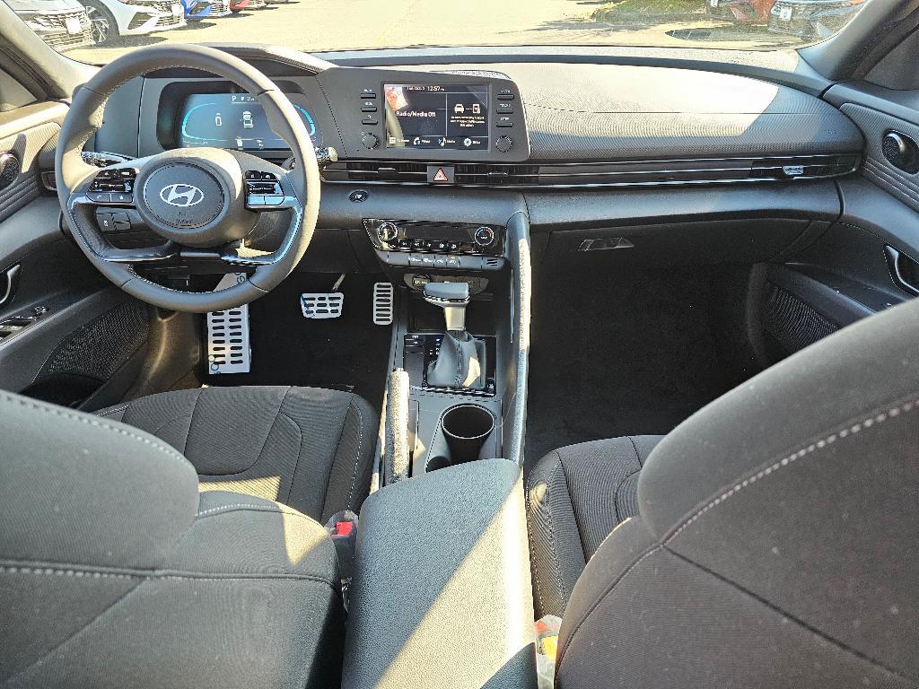 new 2025 Hyundai Elantra car, priced at $23,358