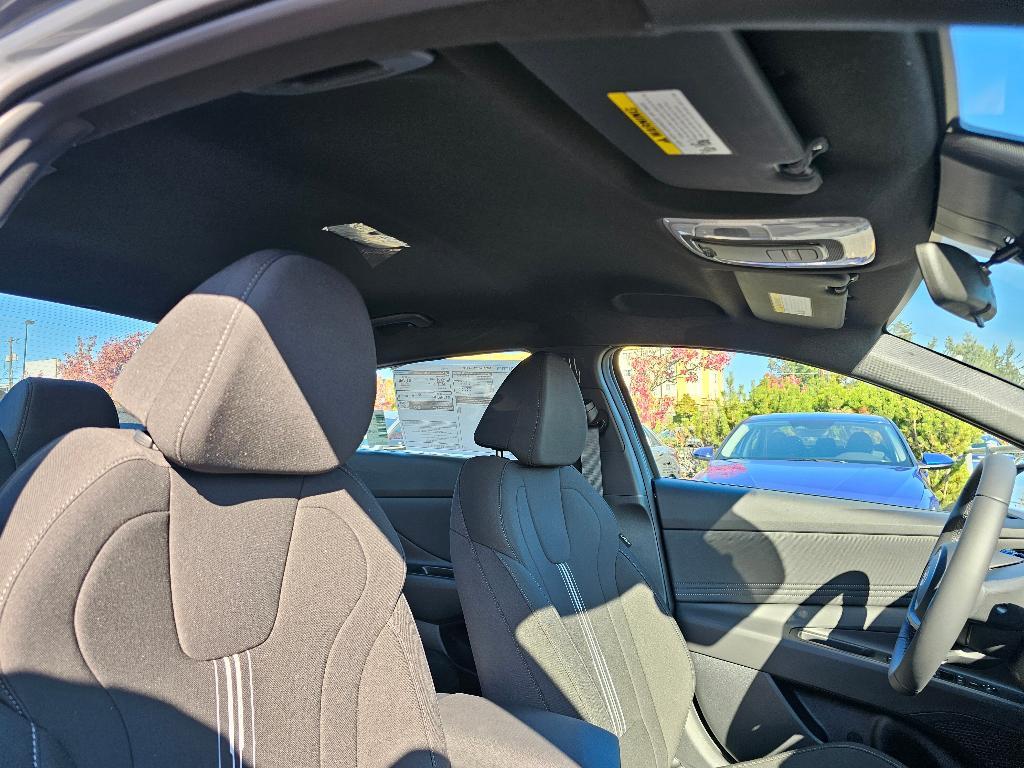 new 2025 Hyundai Elantra car, priced at $23,358