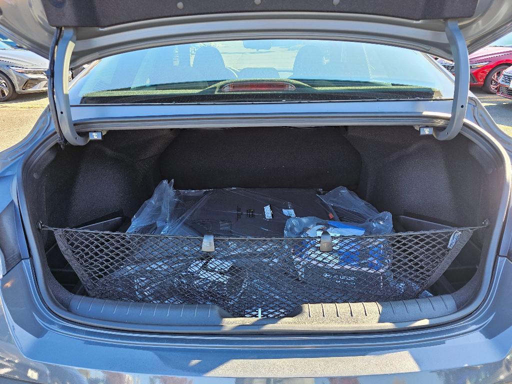 new 2025 Hyundai Elantra car, priced at $23,358
