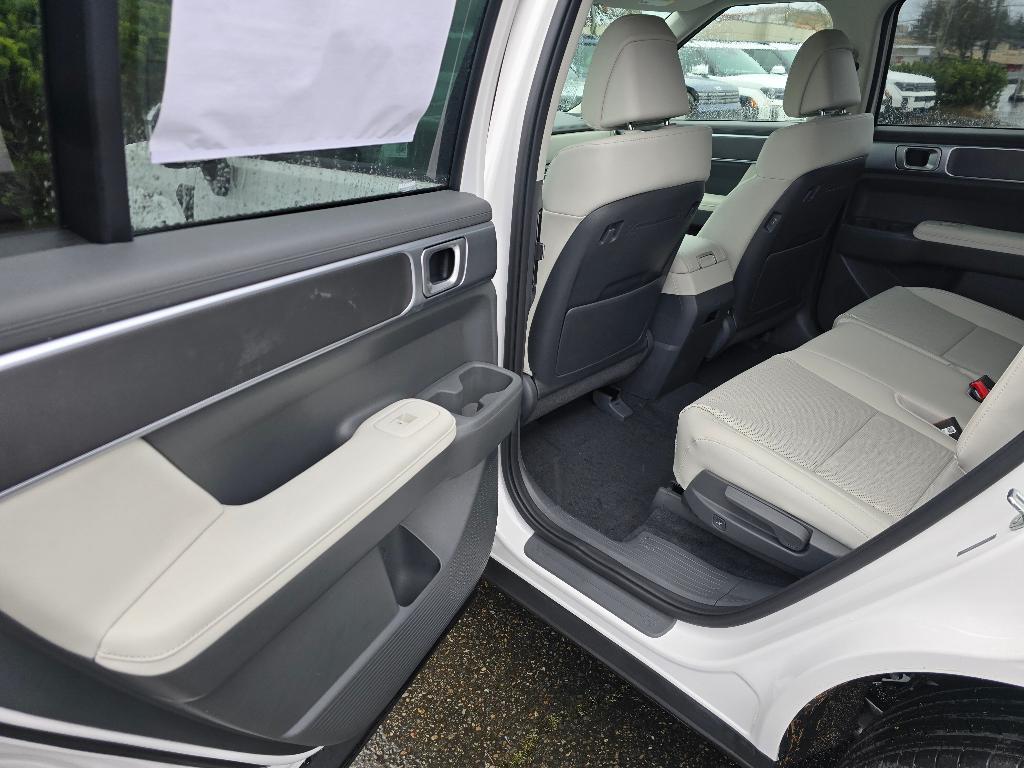 new 2025 Hyundai SANTA FE HEV car, priced at $39,088