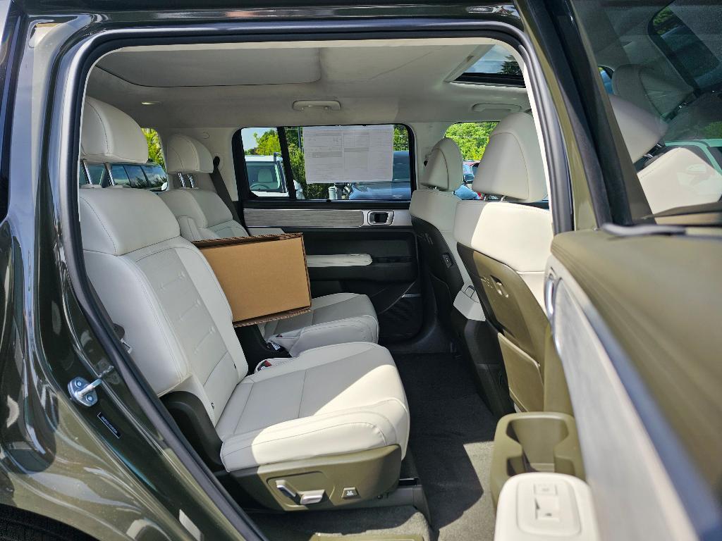 new 2025 Hyundai SANTA FE HEV car, priced at $47,415