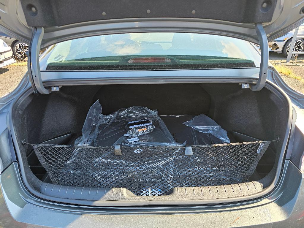 new 2025 Hyundai ELANTRA HEV car, priced at $23,058