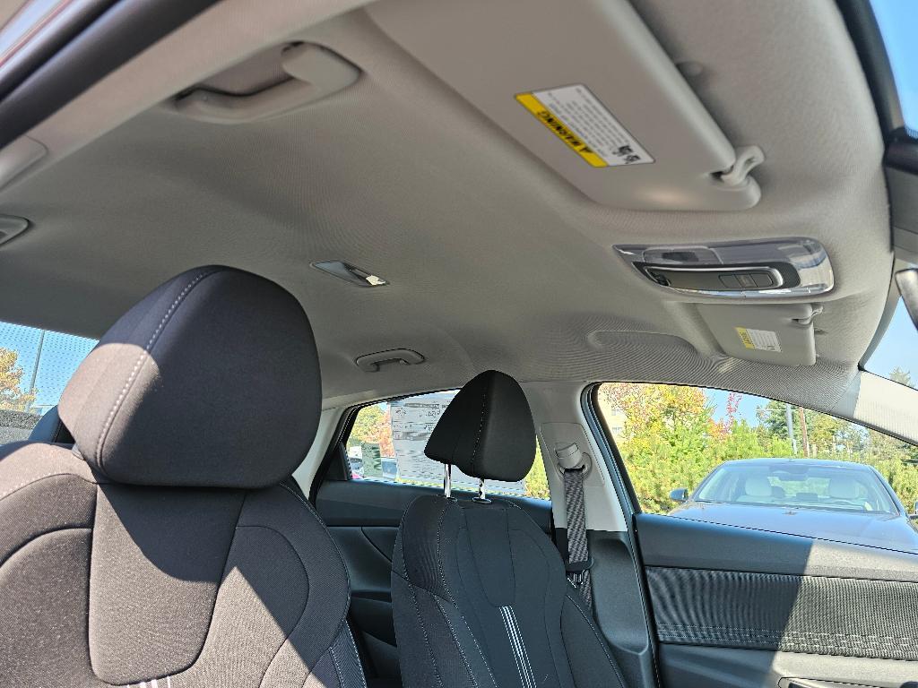 new 2025 Hyundai ELANTRA HEV car, priced at $23,058