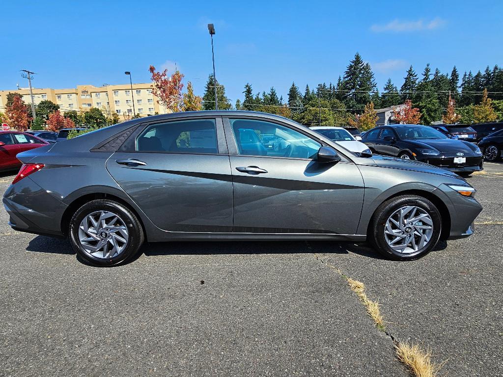 new 2025 Hyundai ELANTRA HEV car, priced at $23,058
