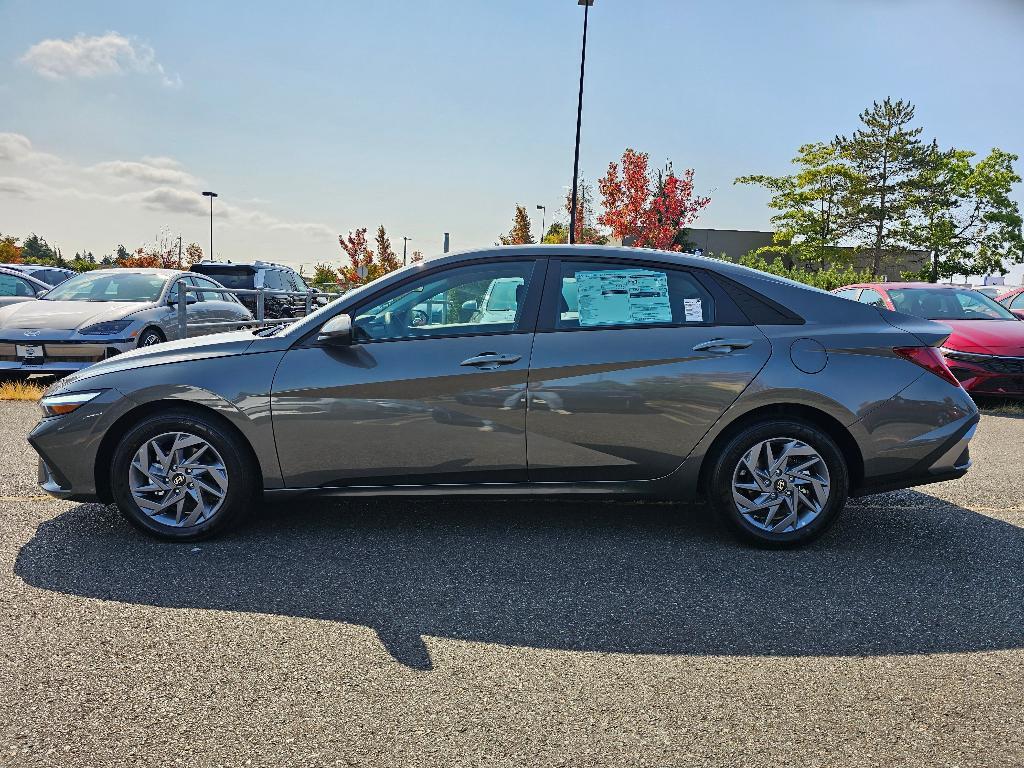 new 2025 Hyundai ELANTRA HEV car, priced at $23,058