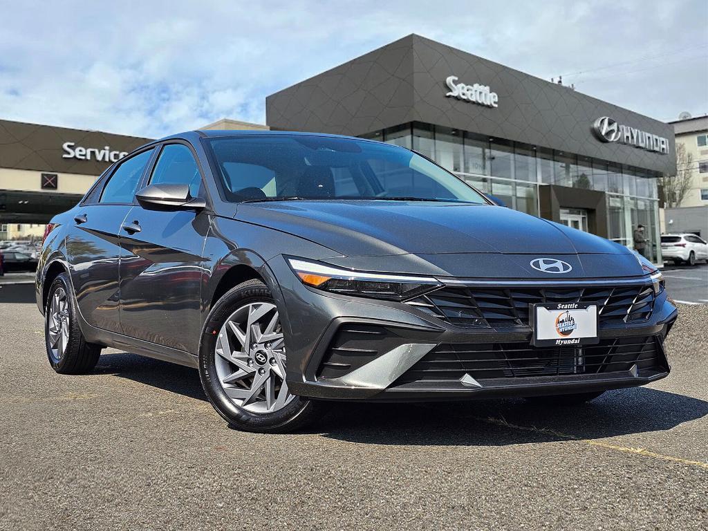 new 2025 Hyundai ELANTRA HEV car, priced at $23,058