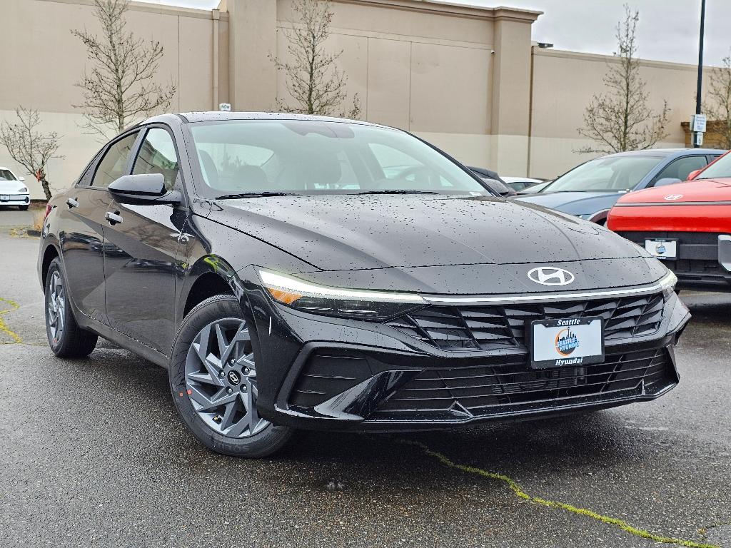 new 2025 Hyundai Elantra HEV car, priced at $26,217