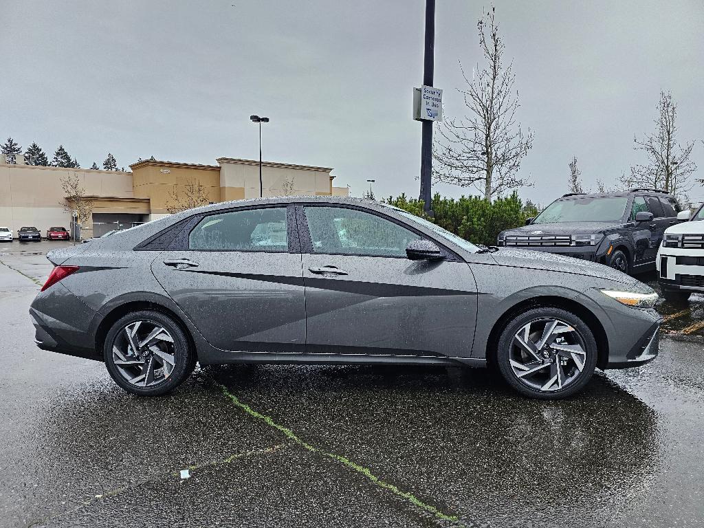 new 2025 Hyundai ELANTRA HEV car, priced at $27,653