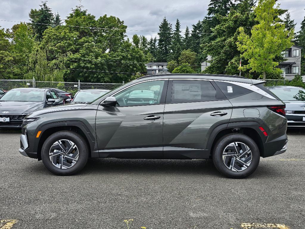 new 2025 Hyundai TUCSON Hybrid car, priced at $33,659