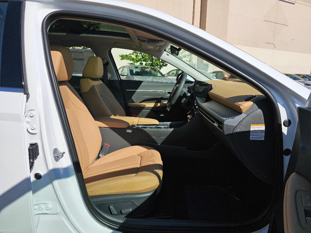 new 2025 Hyundai Sonata Hybrid car, priced at $37,791