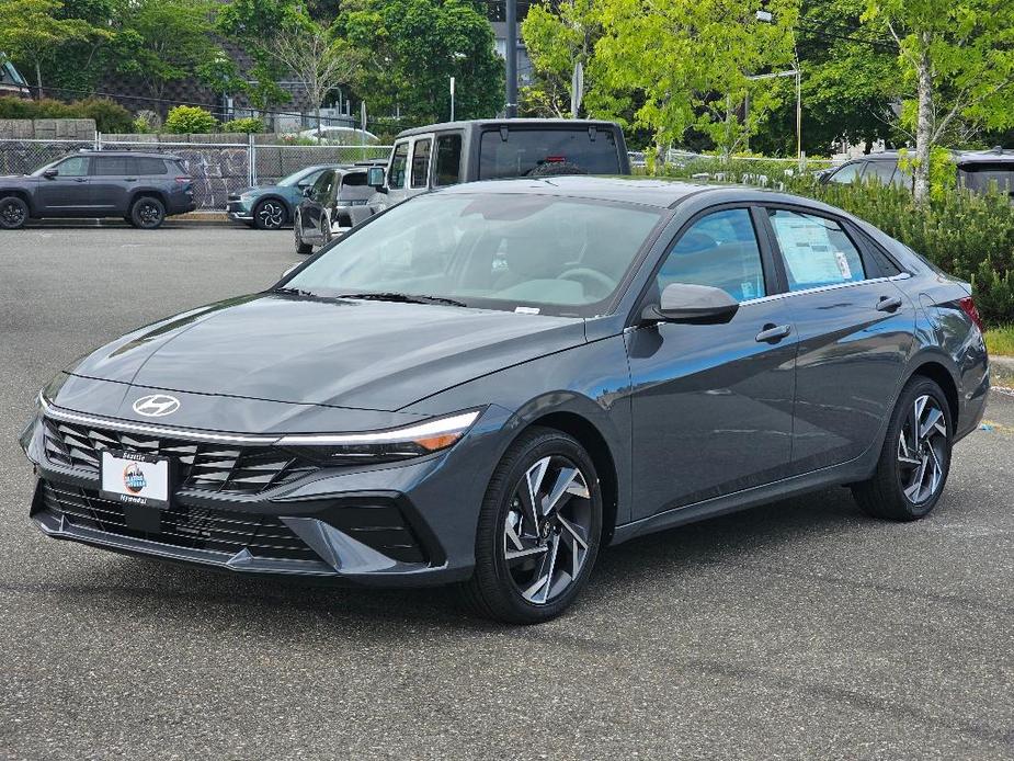 new 2024 Hyundai Elantra car, priced at $23,520