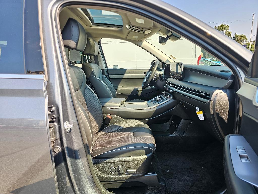 new 2025 Hyundai Palisade car, priced at $37,980