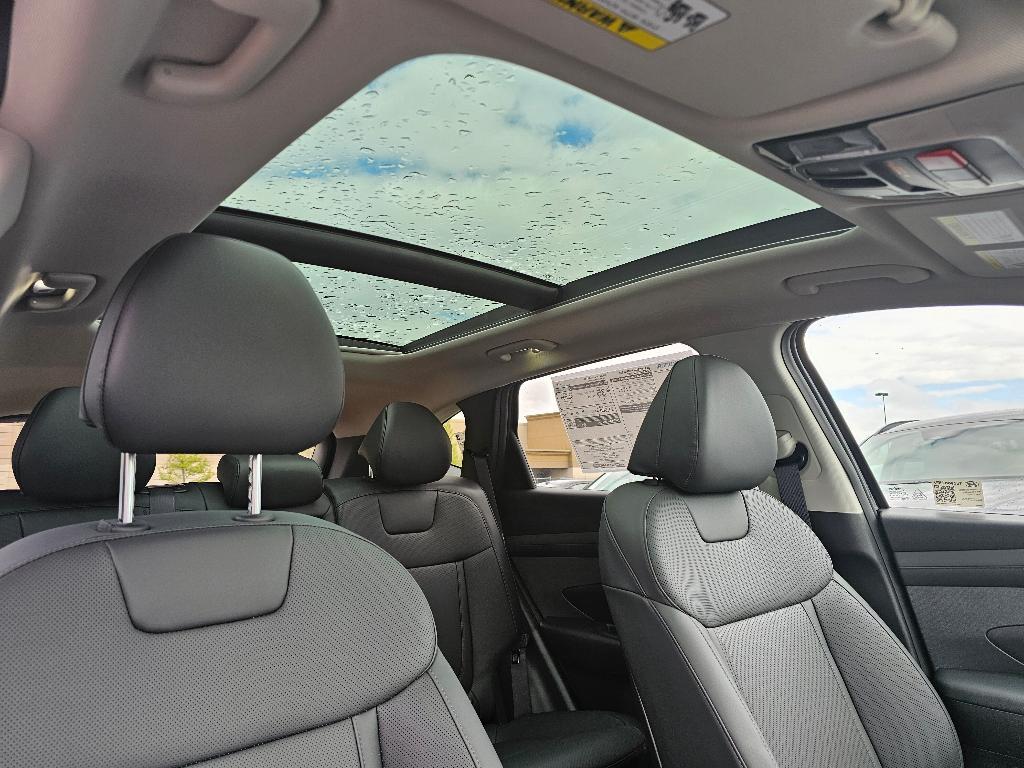 new 2025 Hyundai TUCSON Hybrid car, priced at $36,360