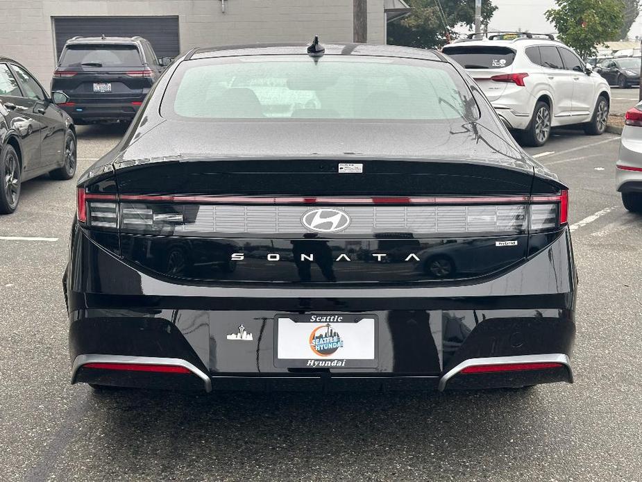 new 2025 Hyundai Sonata Hybrid car, priced at $31,964