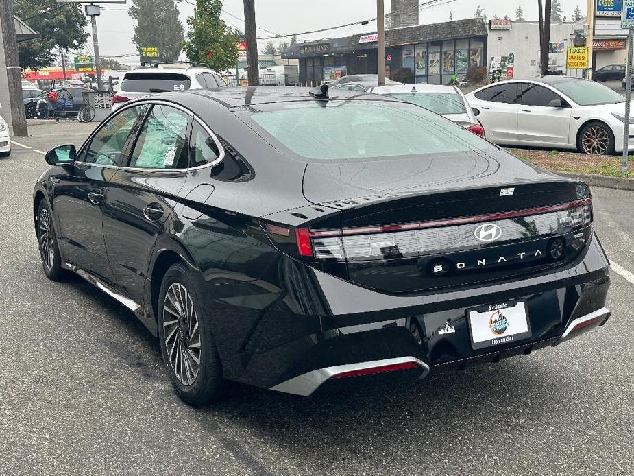 new 2025 Hyundai Sonata Hybrid car, priced at $31,964