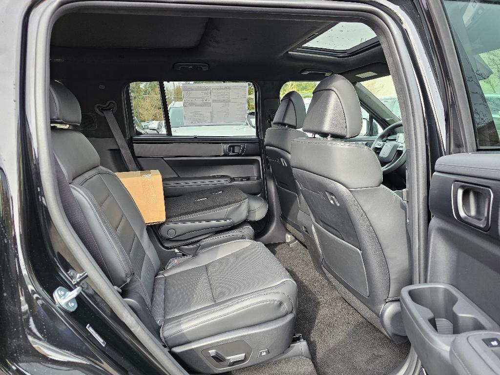 new 2025 Hyundai SANTA FE HEV car, priced at $47,504