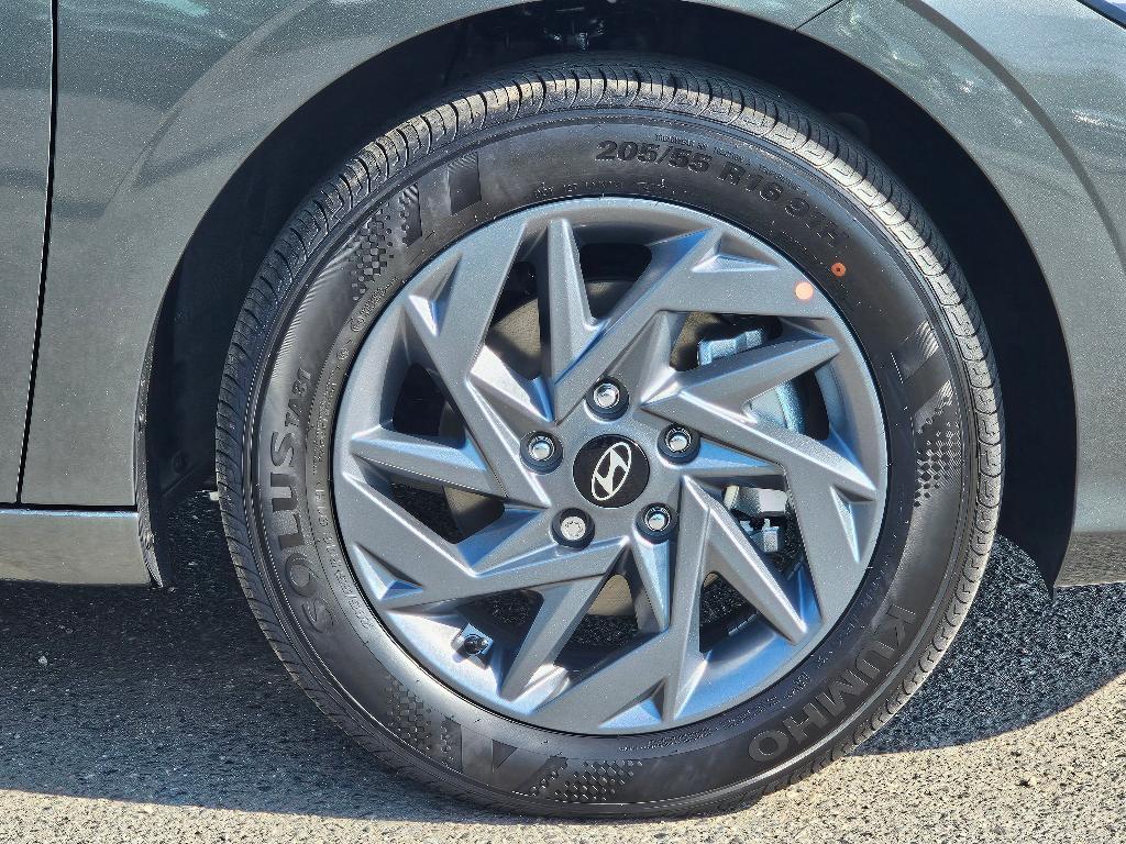 new 2025 Hyundai ELANTRA HEV car, priced at $25,490