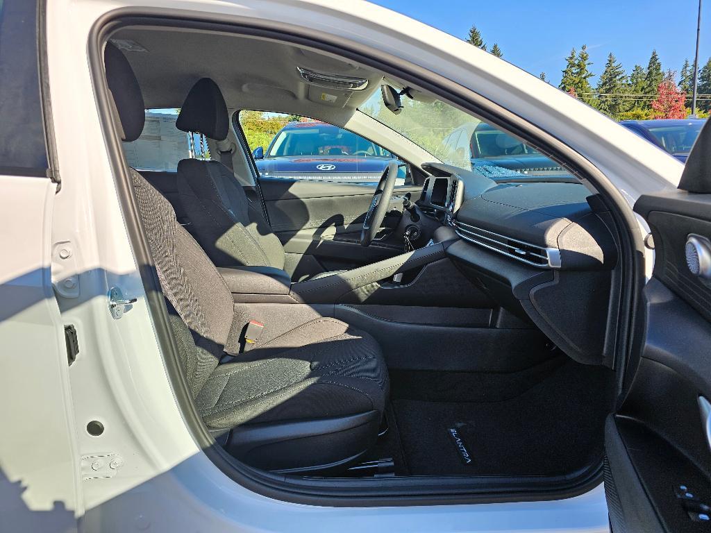 new 2025 Hyundai Elantra car, priced at $22,013