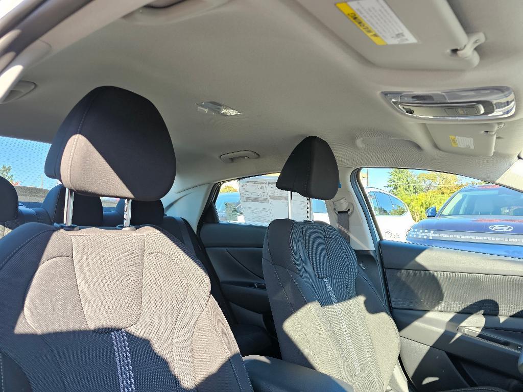 new 2025 Hyundai Elantra car, priced at $22,013