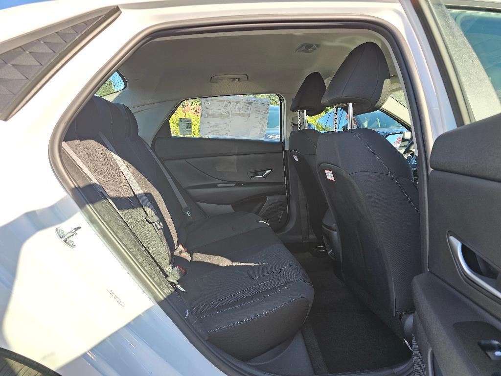 new 2025 Hyundai Elantra car, priced at $22,013