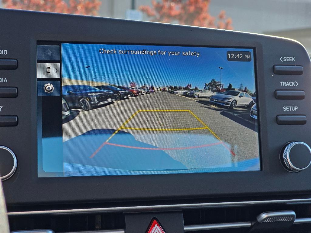 new 2025 Hyundai Elantra car, priced at $22,013