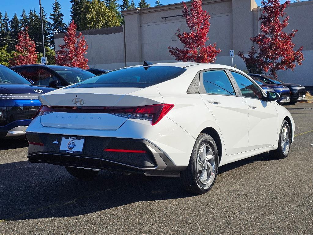 new 2025 Hyundai Elantra car, priced at $22,013