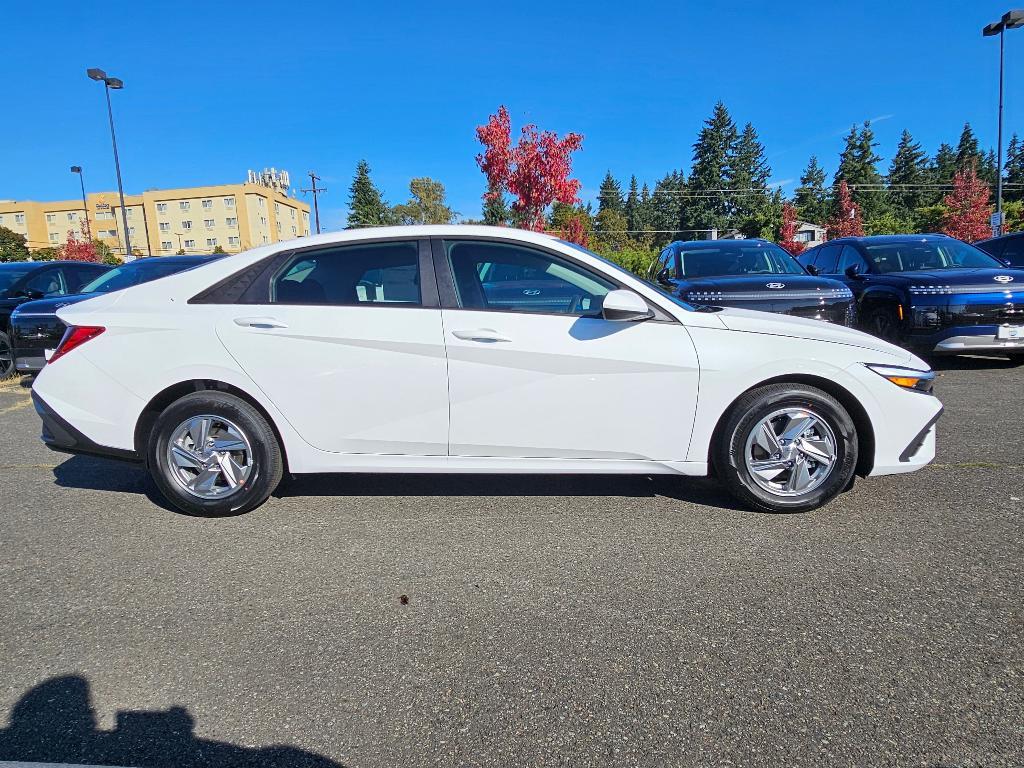 new 2025 Hyundai Elantra car, priced at $22,013