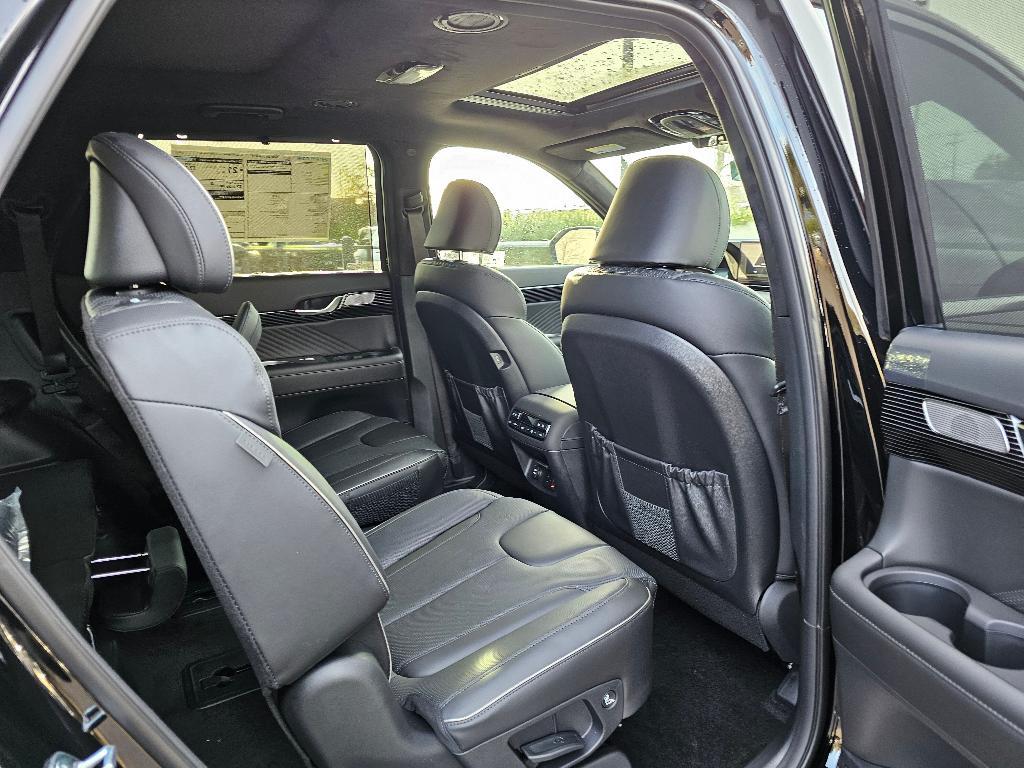 new 2025 Hyundai Palisade car, priced at $53,022