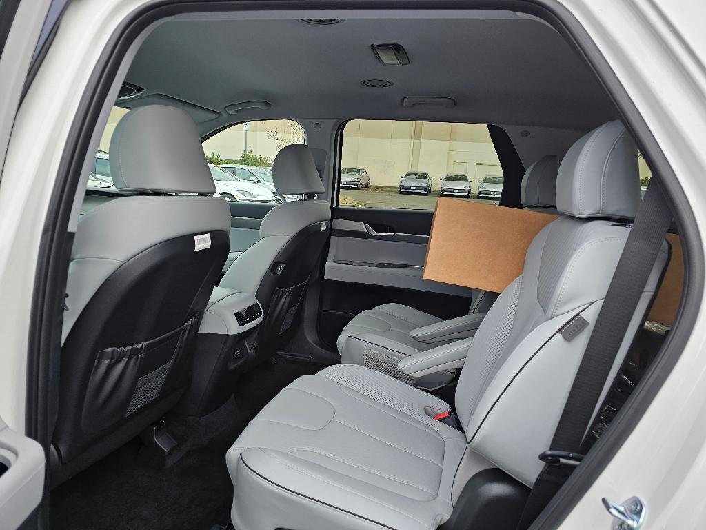new 2025 Hyundai Palisade car, priced at $42,270