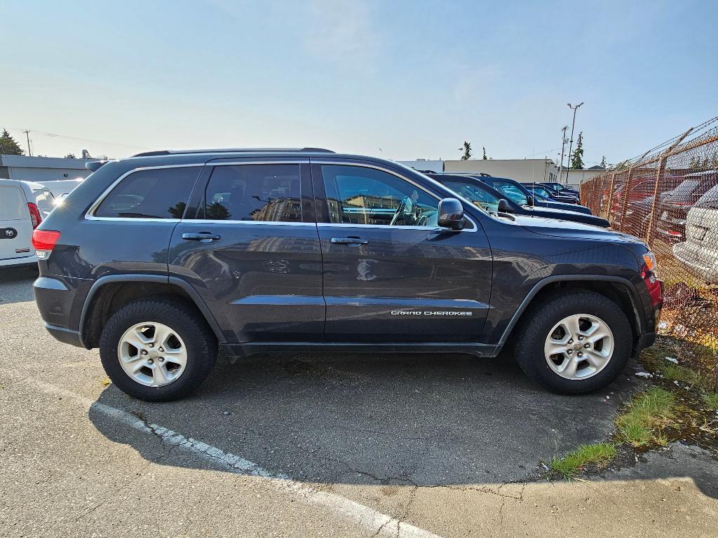 used 2015 Jeep Grand Cherokee car, priced at $14,880