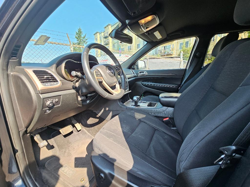 used 2015 Jeep Grand Cherokee car, priced at $14,880