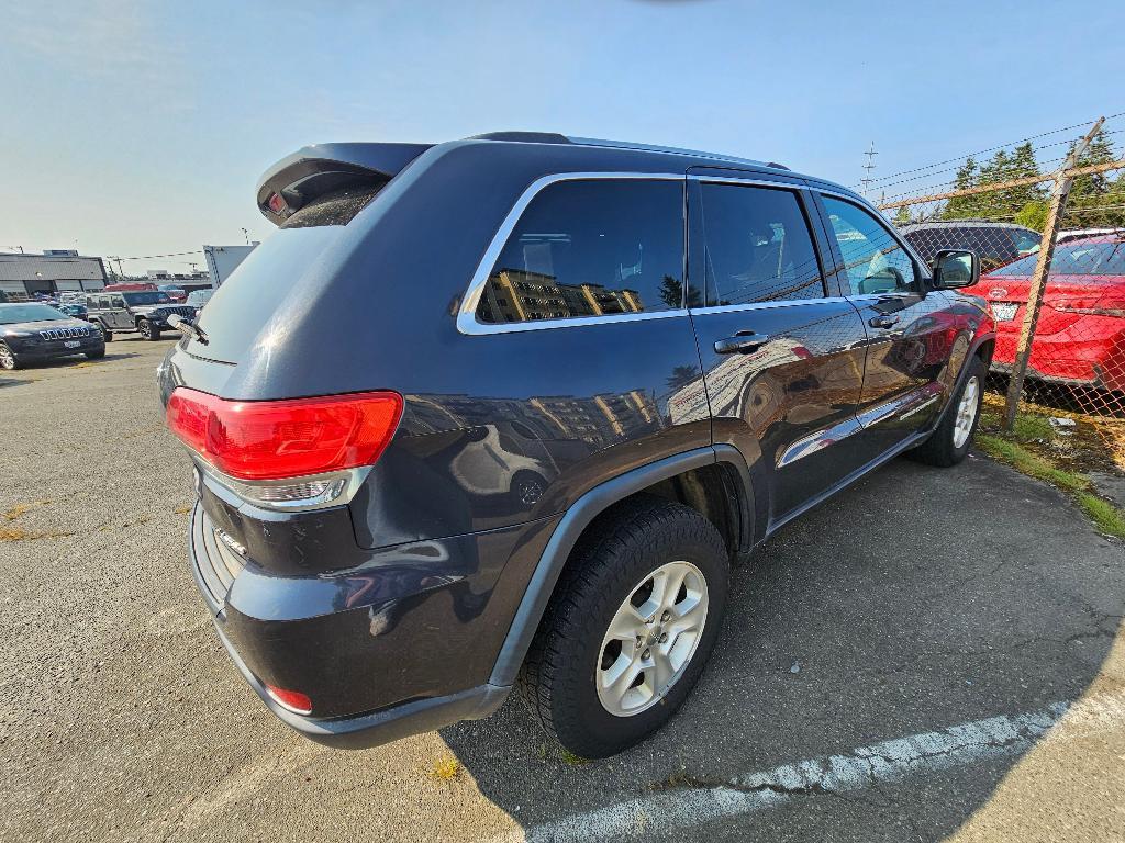 used 2015 Jeep Grand Cherokee car, priced at $14,880