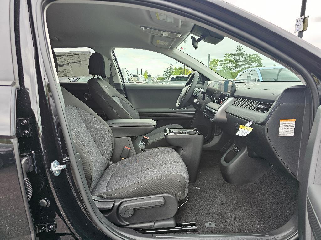 new 2025 Hyundai IONIQ 5 car, priced at $52,081